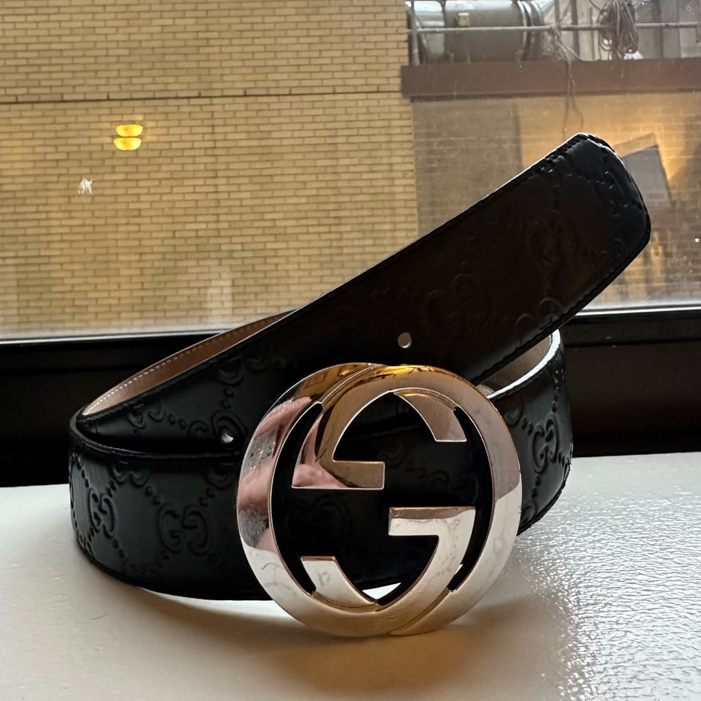 Gucci Signature Leather Belt 42”